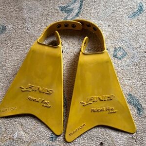 Finis Yellow Fishtail Swim Fins
